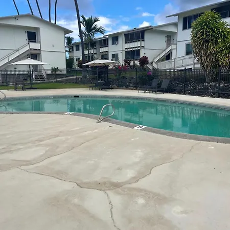 Beautiful Ocean View Downtown Getaway Apartment Kailua-Kona Exterior photo